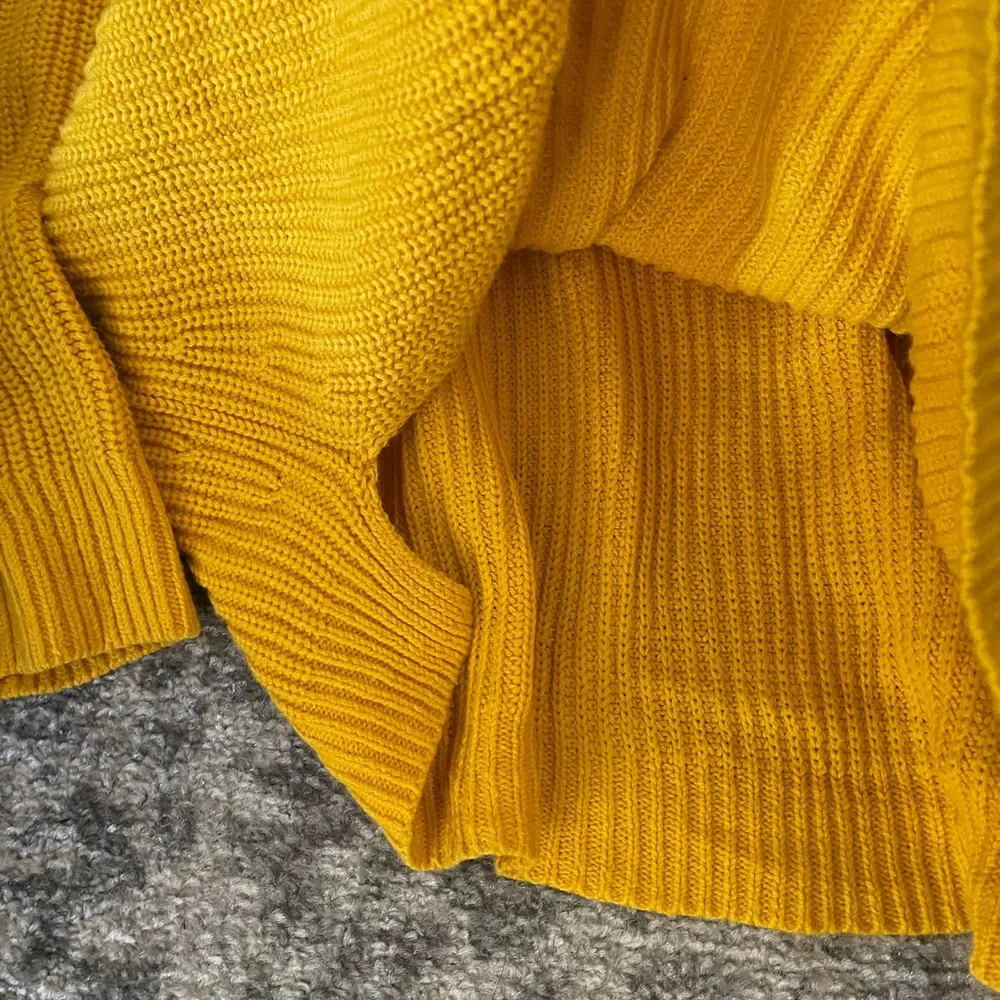 Express sweater - Picture 4 of 7